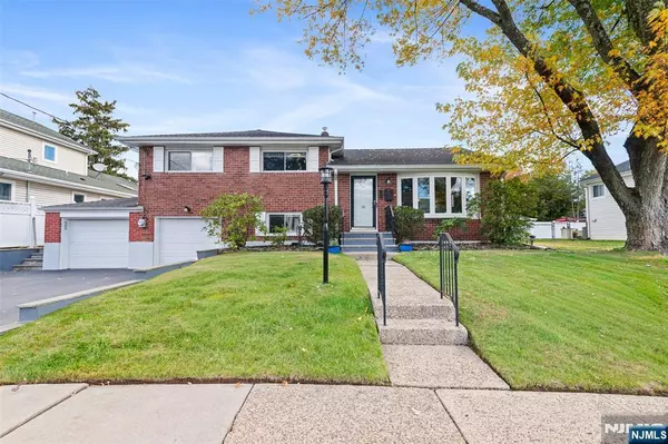 59 Hazel ST, Dumont, NJ 07628