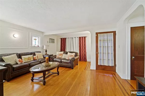 Teaneck, NJ 07666,600 Martense AVE