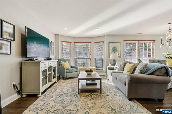 Mahwah, NJ 07430,689 Plum TER