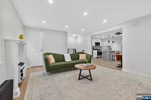 Rutherford, NJ 07070,495 Union AVE #3