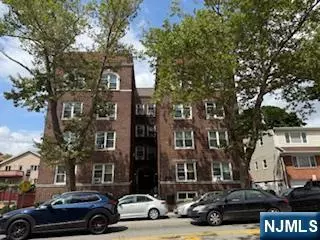 North Bergen, NJ 07047,7411 Boulevard