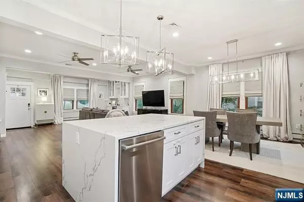 160 Alexander AVE, Nutley, NJ 07110