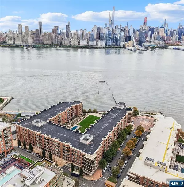 20 Ave At Port Imperial #315, West New York, NJ 07093