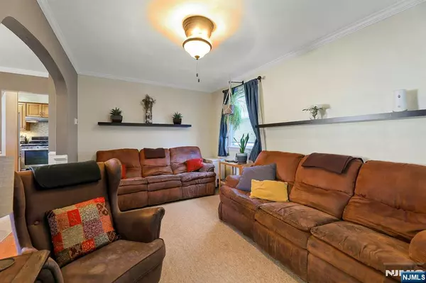 Elmwood Park, NJ 07407,355 Elm ST