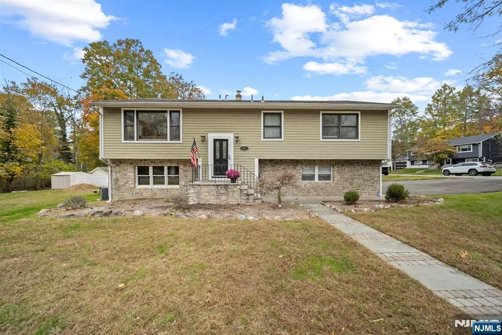 Northvale, NJ 07647,407 Overbrook RD