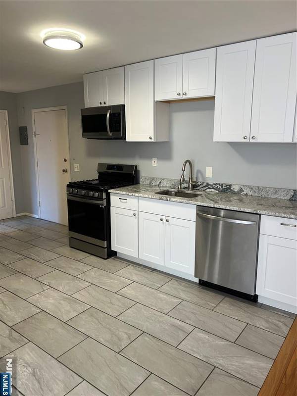 59-61 Brighton #5, Belleville, NJ 07109