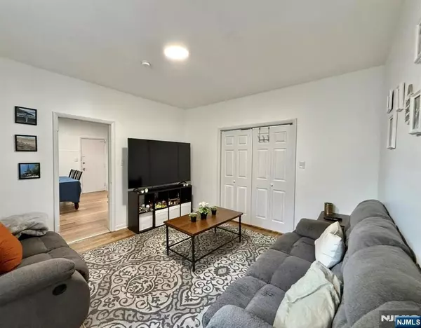 Harrison, NJ 07029,616 N Rodgers BLVD #APT2