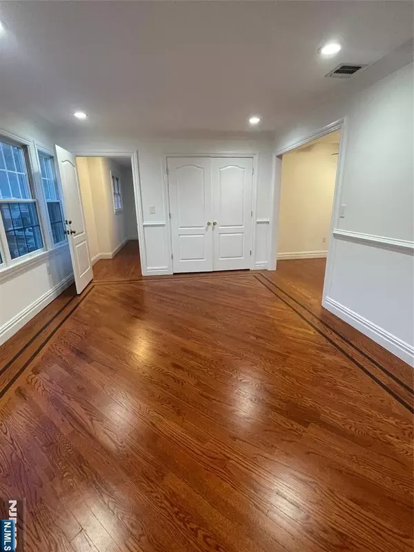 Elmwood Park, NJ 07407,41 Chobot LN #2