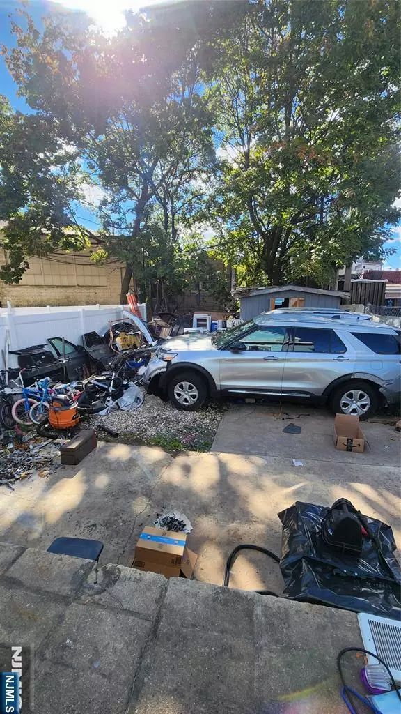 Irvington, NJ 07111,41 Elmwood AVE