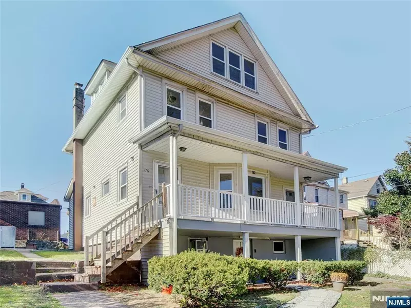 1761 Teaneck RD, Teaneck, NJ 07666