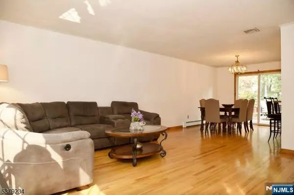 East Hanover Twp, NJ 07936,29 Beach