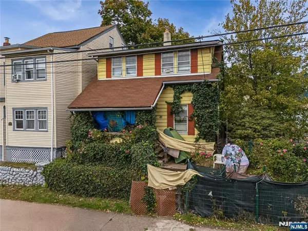 Paterson, NJ 07522,21 9th ST