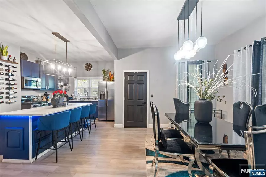 47-49 18th ST, East Orange, NJ 07017