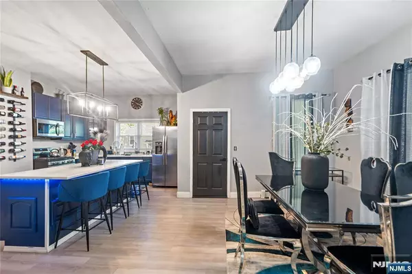 East Orange, NJ 07017,47-49 18th ST