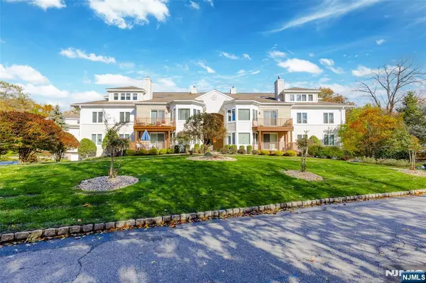 69 Turnberry RD #3, Little Falls, NJ 07424