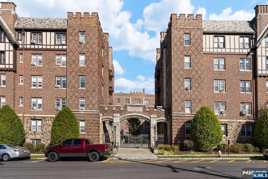 275 Engle ST #F3, Englewood, NJ 07631