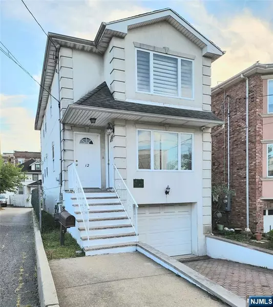 12 Brinkerhoff TER #2nd fl, Palisades Park, NJ 07650