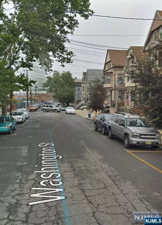 Harrison, NJ 07029,44 Washington ST #3F