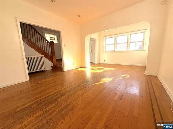 North Bergen, NJ 07047,7701 Smith AVE