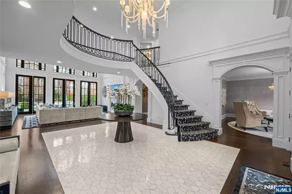 River Vale, NJ 07675,600 Colonial RD