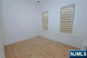 Garfield, NJ 07026,63 Van Winkle AVE #2Floor