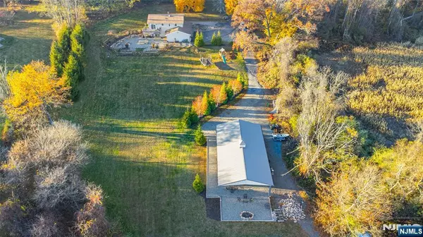 13 Church RD, Washington Township, NJ 07840