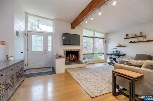 Ringwood, NJ 07456,15 Kingsley RD