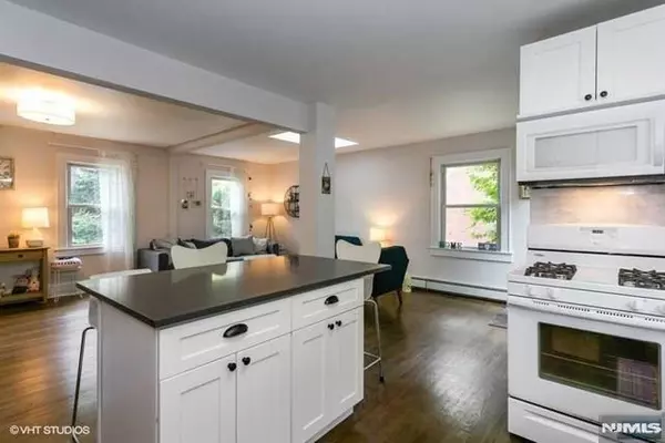 Closter, NJ 07624,24 Robinhood AVE