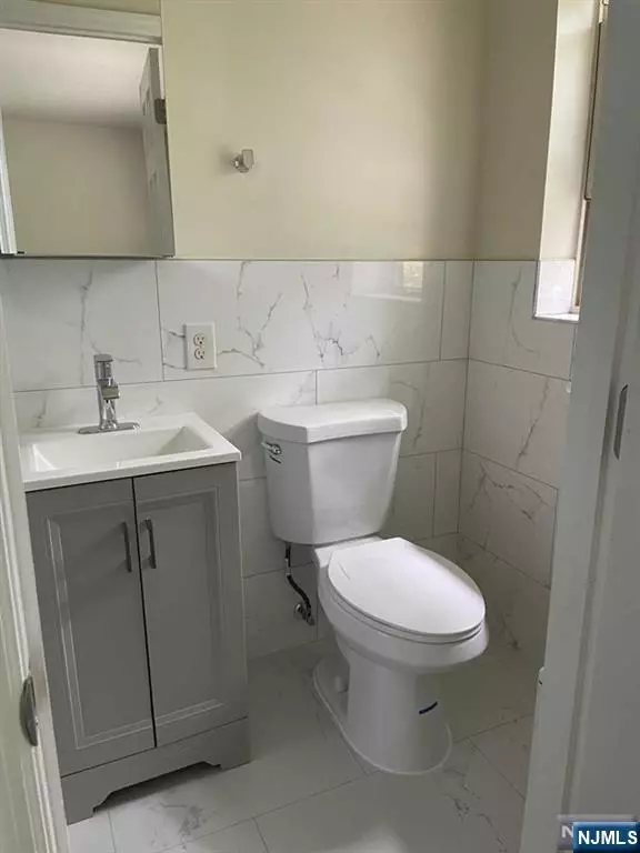 Ridgewood, NJ 07450,280-320 Oak ST #314 Ti