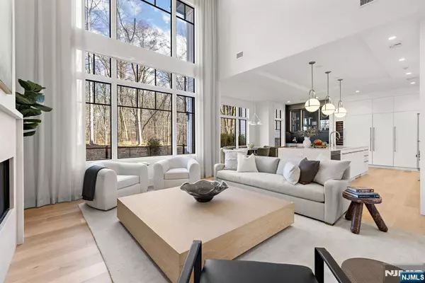 Demarest, NJ 07627,11 Stone Bridge CT