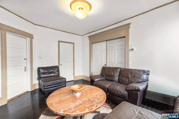 Irvington, NJ 07111,777 Stuyvesant AVE