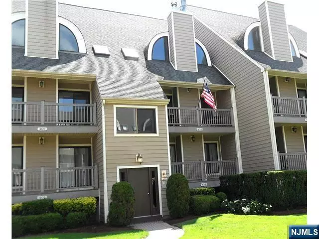 403 River Renaissance #A, East Rutherford, NJ 07073