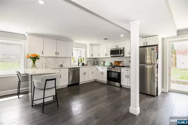 Hillsdale, NJ 07642,85 Taylor ST