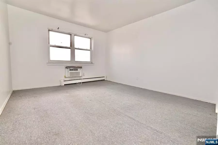 114-120 32nd ST #3-0, Union City, NJ 07087