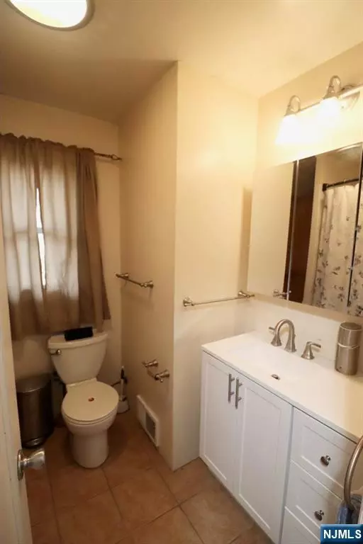 Rockaway Township, NJ 07866,185 Valley View DR