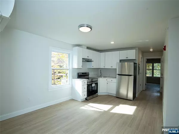 490 Broad AVE #6, Leonia, NJ 07605