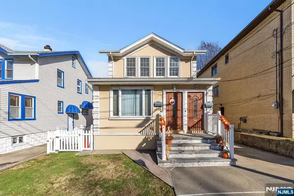 Cliffside Park, NJ 07010,457 Washington AVE