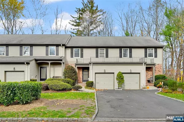 Allendale, NJ 07401,2 Allison CT