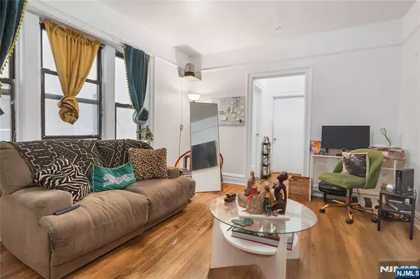 Jersey City, NJ 07304,270 Harrison AVE #A-209