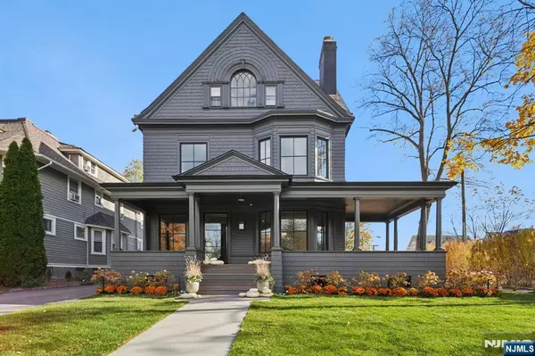 75 Midland AVE, Montclair, NJ 07042