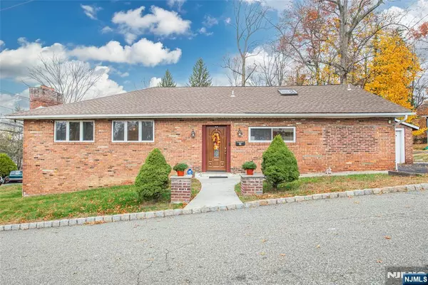 Wayne, NJ 07470,1 Lenape TRL