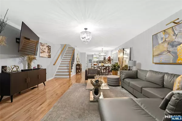 Garfield, NJ 07026,176 Prospect ST