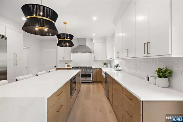 Ramsey, NJ 07446,199 Darlington AVE