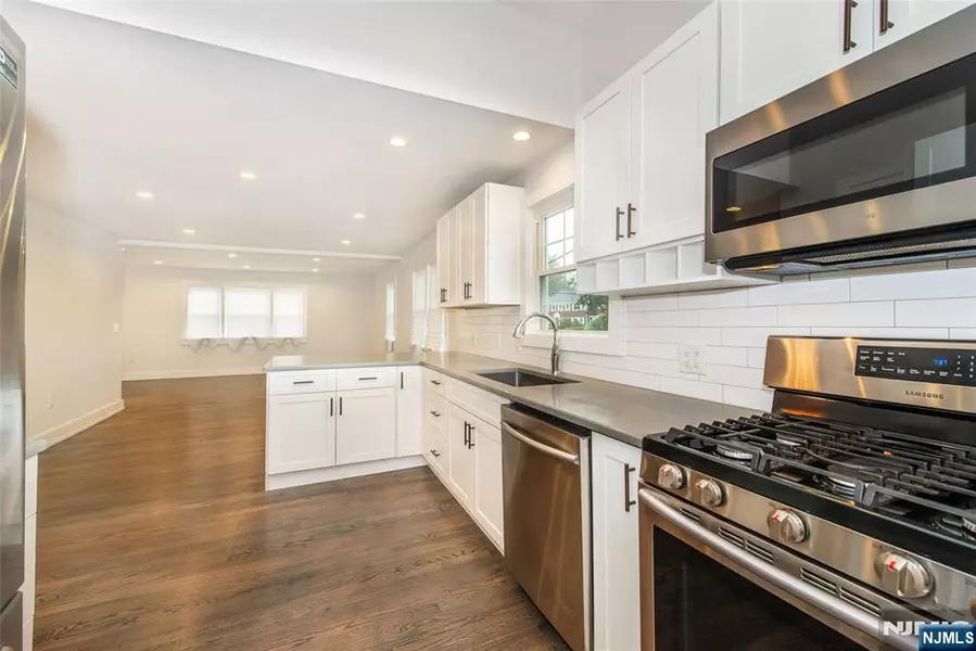 266-268 Elmwood AVE #1, Maplewood, NJ 07040