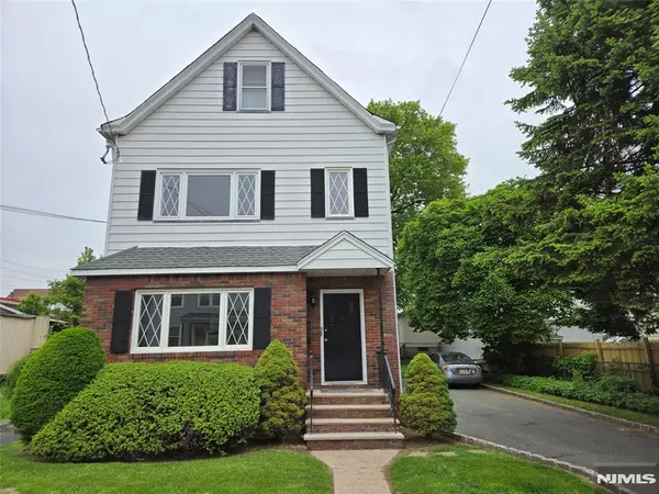 9 Wadsworth ST #2, Wallington, NJ 07057