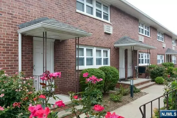 Hackensack, NJ 07601,395 Park ST #395G