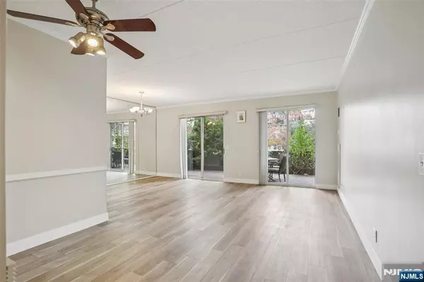 1077 River RD #105, Edgewater, NJ 07020