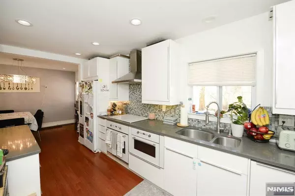 Fair Lawn, NJ 07410,38-41 Taylor RD