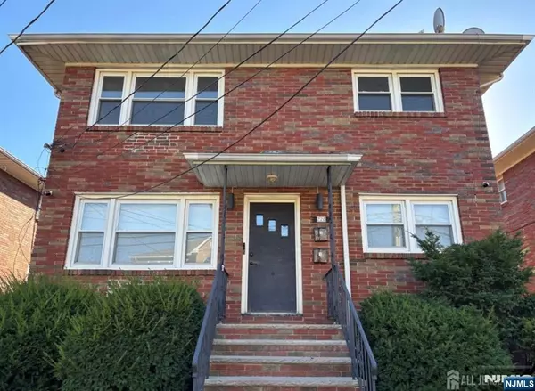 220 Coolidge ST #2, Linden, NJ 07036
