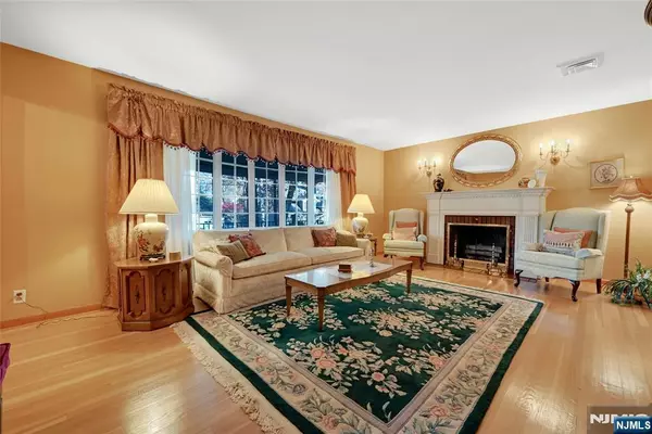 Twp Of Washington, NJ 07676,412 Coolidge AVE